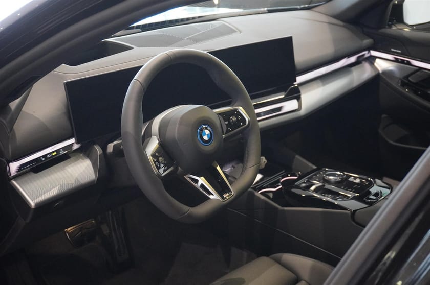 Bild 2 av BMW i5 xDrive40 Touring