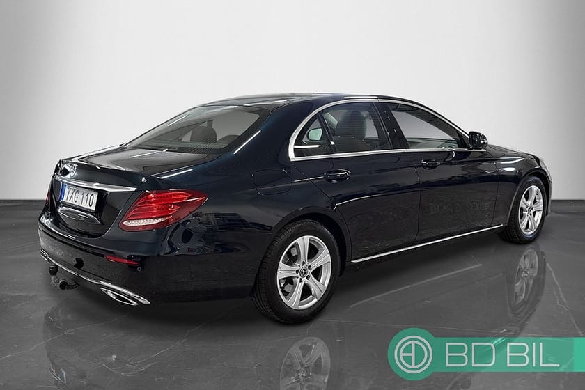 Bild 4 av Mercedes-Benz E 220 d 4MATIC E220d PANORAMA BACKKAMERA TVÅ BRUKARE DRAG