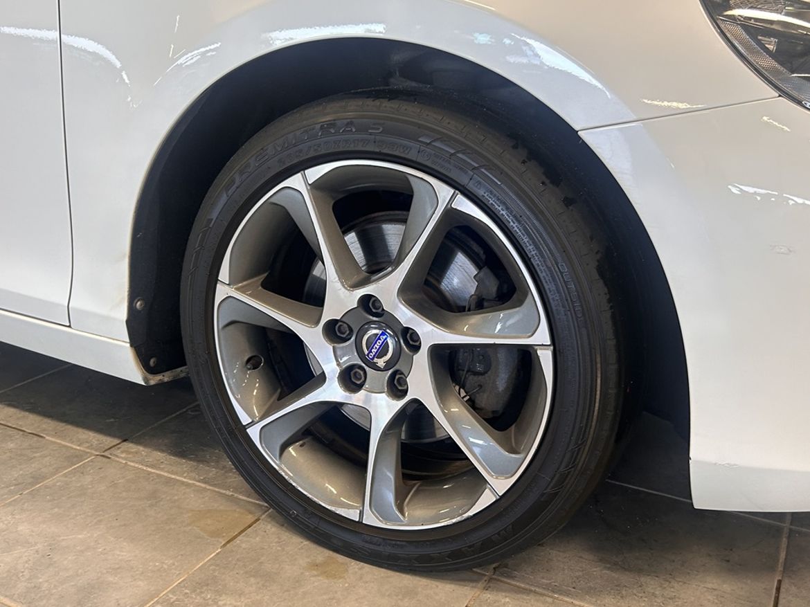 Volvo Volvo V40 — bild 3