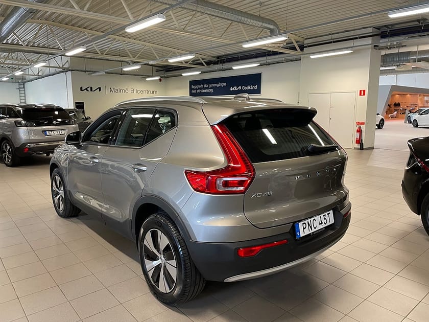 Bild 2 av Volvo XC40 B4 Geartronic Momentum Advanced Navi Pro Edition