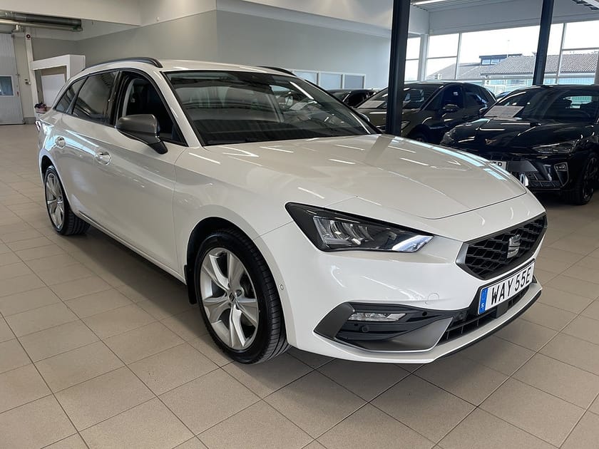 Bild 1 av SEAT León Sportstourer e-Hybrid 1.4 204hk FR Plus / Dragkrok
