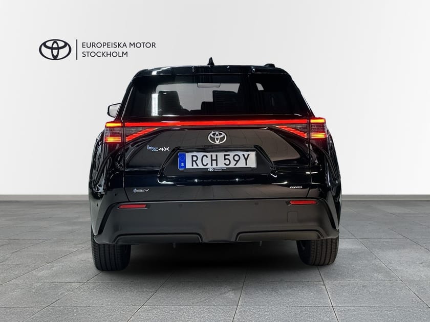Bild 4 av Toyota bZ4X