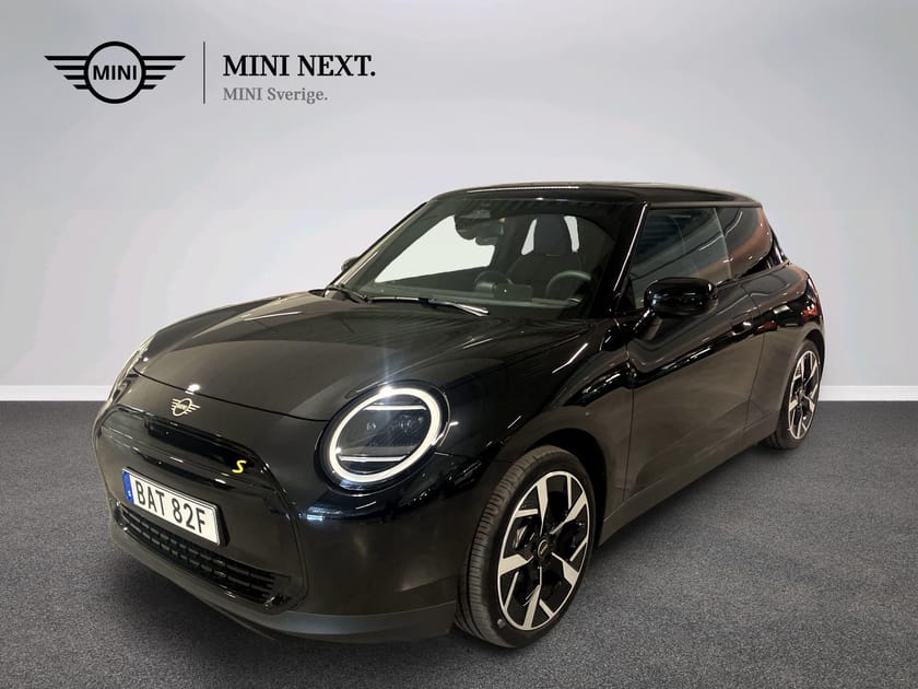 Bild 1 av MINI Cooper SE Classic Trim, Paket M