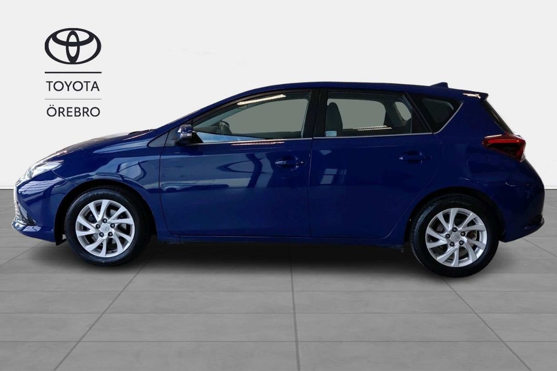 Toyota Auris 1.2 Turbo 2018, bild 3/10