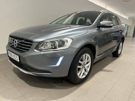 Volvo XC60 D4 AWD Classic Summum / Backkamera / Panoramatak / Skinn / Dragkrok /