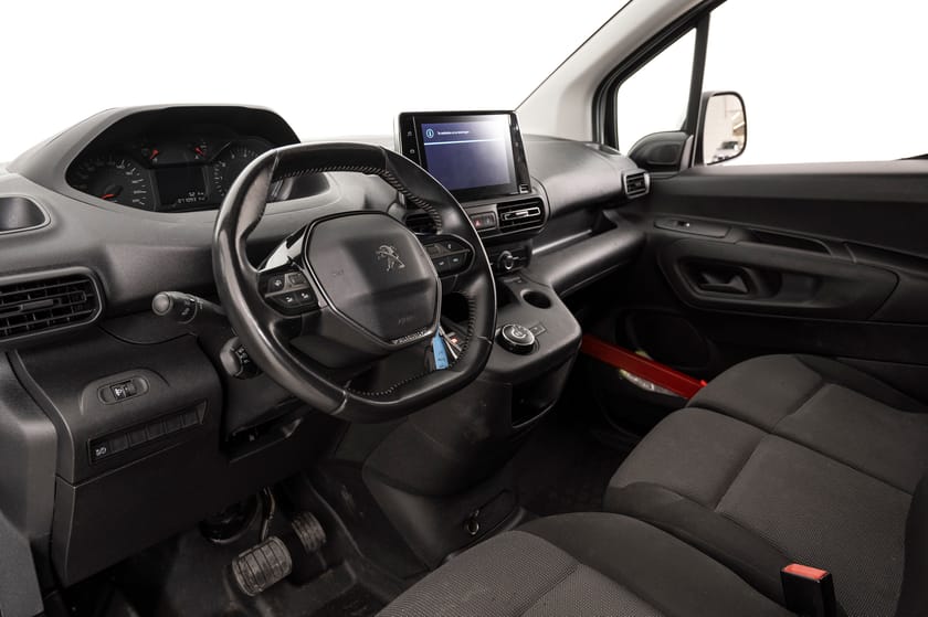 Bilde 5 av Peugeot Partner Mester 1,5 BlueHDi 130hk L2 aut Auksjon! Les tekst!