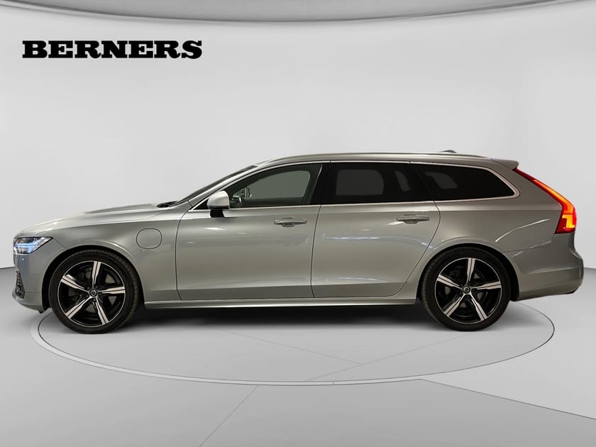 Bild 2 av Volvo V90 T8 R-Design 392HK / B&W