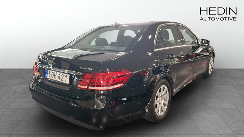 Bild 3 av Mercedes-Benz E 220 CDI BLUETEC SEDAN
