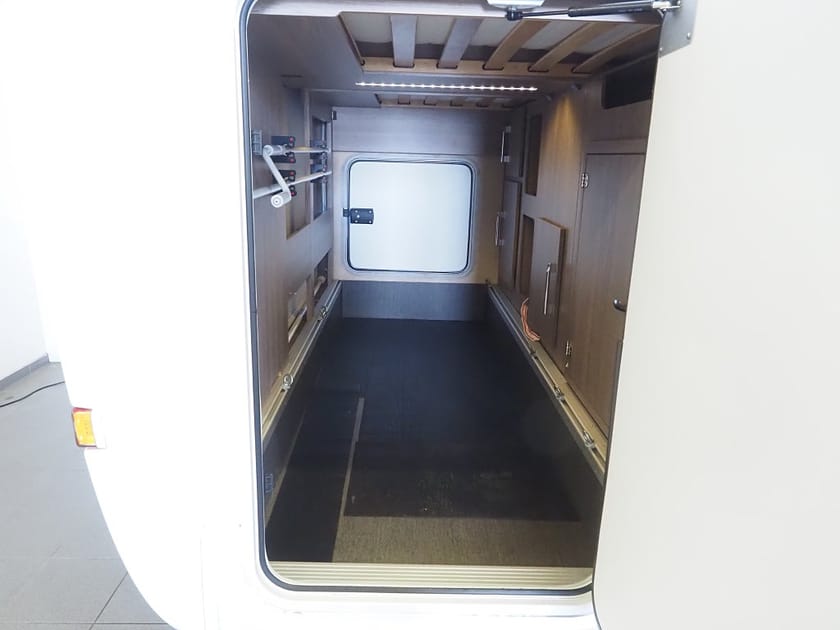 Bild 5 av Kabe Campervan Fiat TMC Classic 740 LGB Långbädd I Solcell I Backkamera I 4250kg
