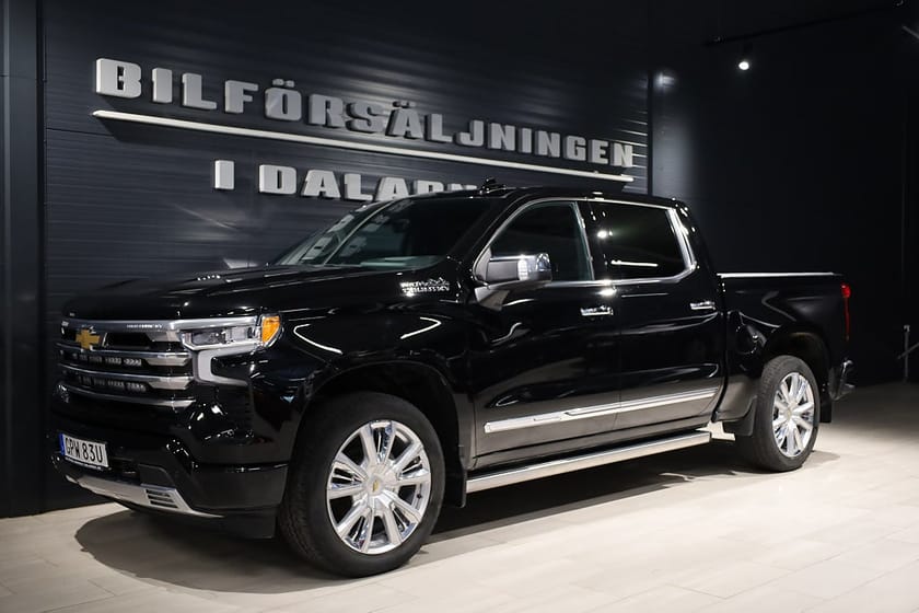 Bild 1 av Chevrolet Silverado 1500 Crew Cab High Country 6.2 V8 4WD Hydra-Matic 426hk