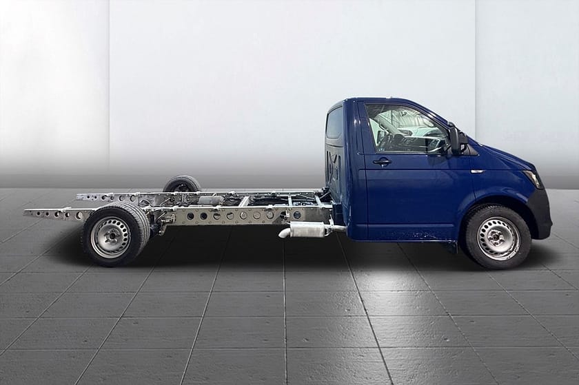 Bild 4 av Volkswagen Transporter Chassi Cab T30 2.0 TDI 3-sits Komfortpkt Fhållare MOMS 150hk