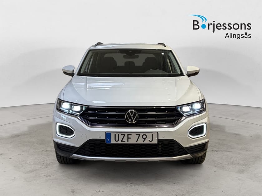 Bild 4 av Volkswagen T-Roc TSI 4Motion 190hk Drag/Värmare/Kamera/Keyless