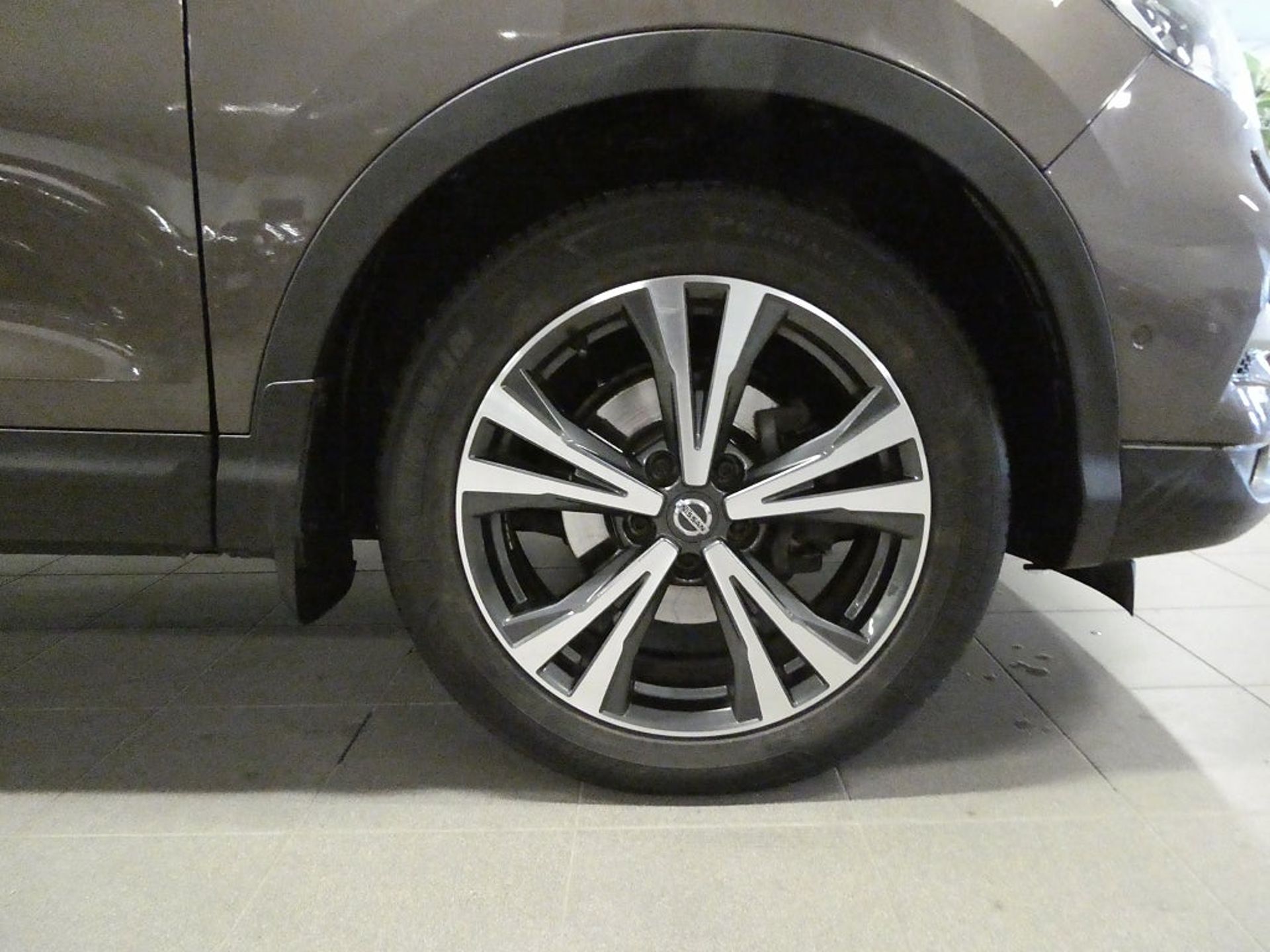 Nissan Qashqai 1.3 DIG-T Tekna 2019, bild 6/10