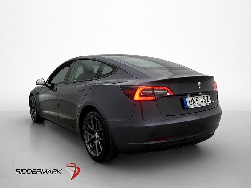 Bild 5 av Tesla Model 3 Long Range AWD Svensksåld Värmepump Rattvärme