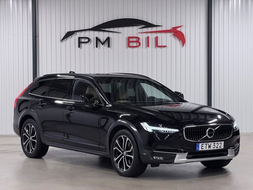 Bild 2 av Volvo V90 Cross Country D4 AWD Geartronic / Läder / Navi / Drag / Värmare /