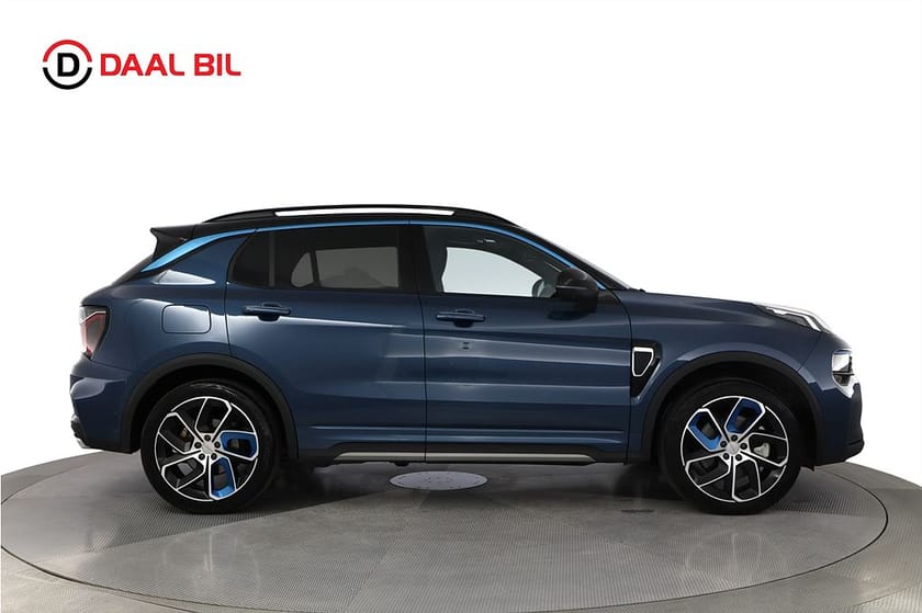 Bild 5 av Lynk & Co 01 PHEV DCT 261HK 3D-VIEW PANO INFINITY® COCKPIT DRAG
