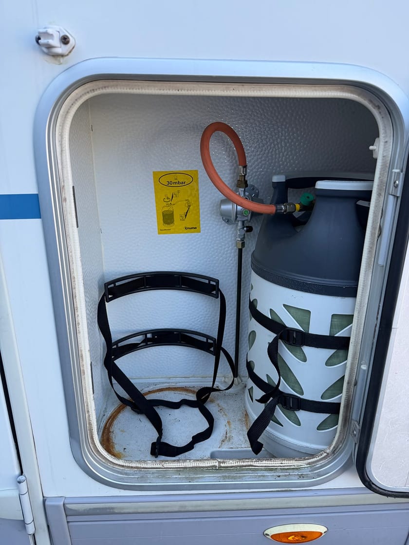 Bild 3 av Adria Mobil Campervan Fiat Coral Sport S 573 DS * 3500 KG *