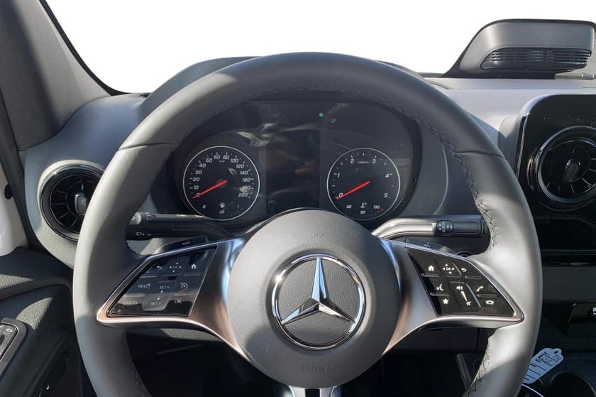 Bild 4 av Mercedes-Benz Sprinter 317 CDI RWD Panel Van SKÅP A2 PRO