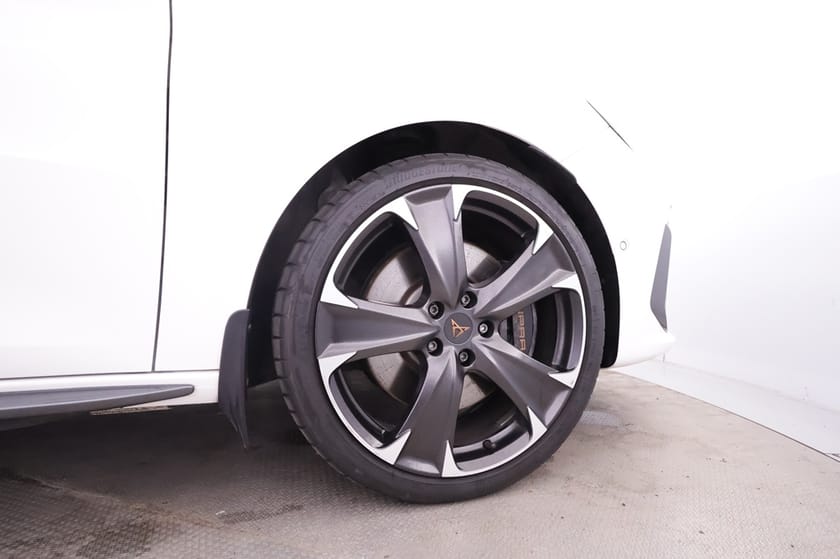 Bild 4 av CUPRA Leon Sportstourer e-Hybrid 245 HK DSG
