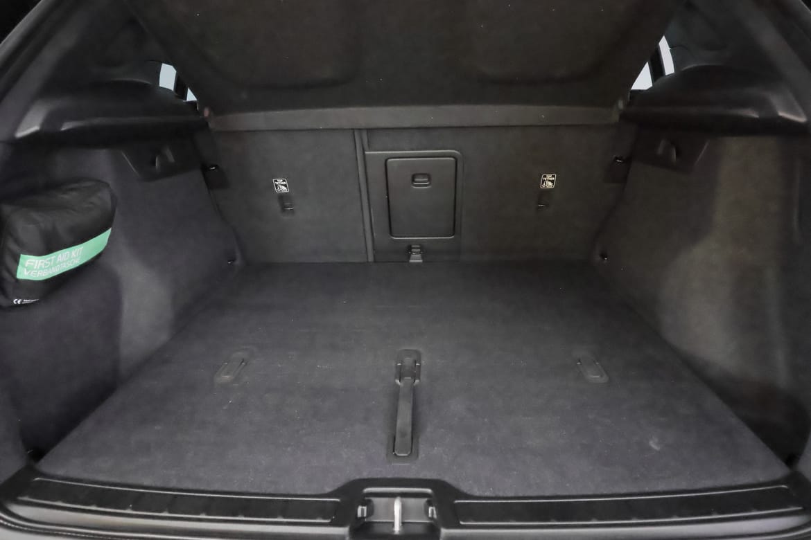Volvo XC40 2023 - miniatyr 35