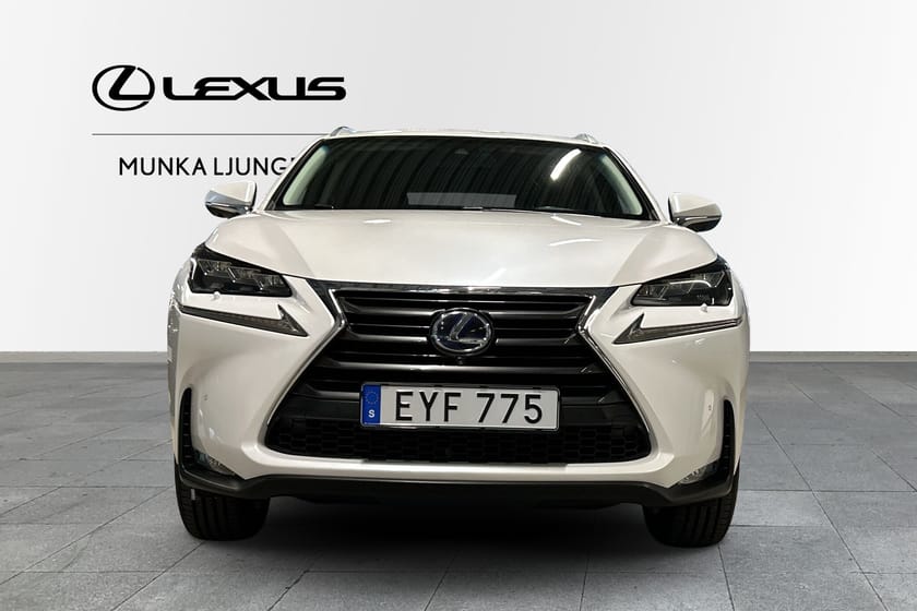 Bild 4 av Lexus NX 300h AWD Luxury drag v-hjul