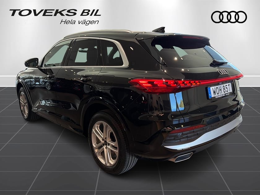 Bild 5 av Audi Q5 e-hybrid quattro 299 HK S TRONIC TECH PLUS