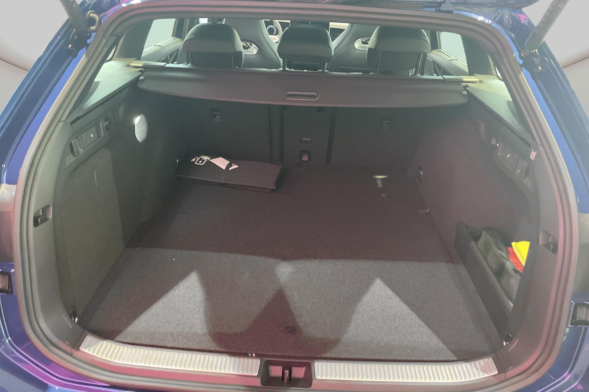 Volkswagen Passat 2026, bild 7/8