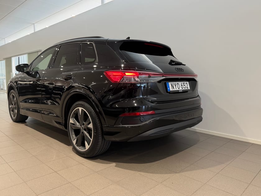 Bild 4 av Audi Q4 45 e-tron quattro Sport Edition 82kWh