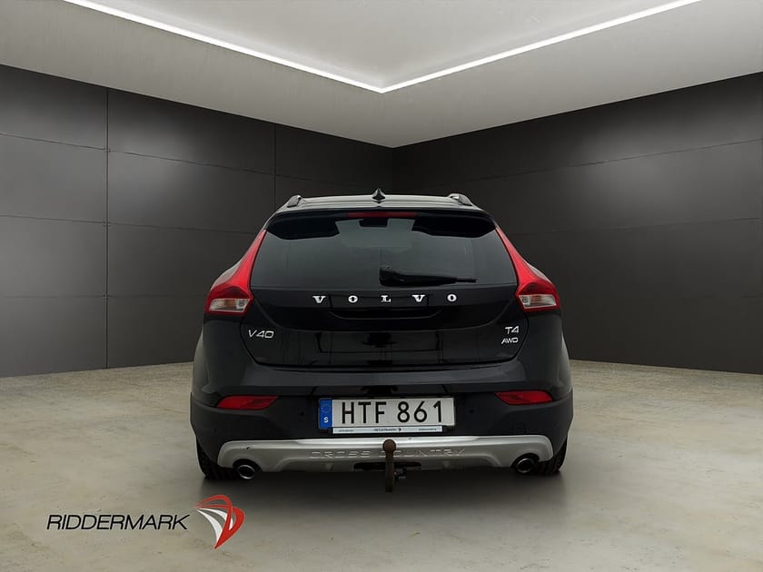 Bild 5 av Volvo V40 Cross Country T4 AWD Summum Värmare Skinn Dragkrok