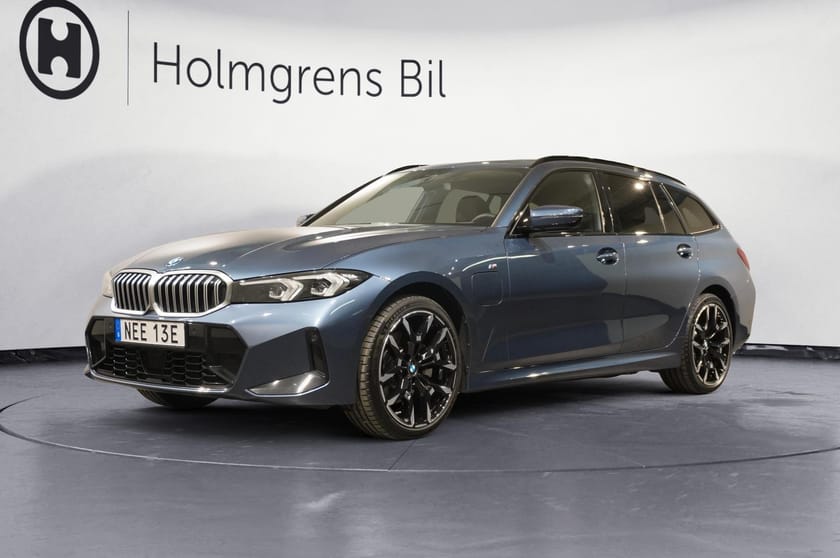Bild 1 av BMW 330e xDrive Touring M Sport Active Edt. Drag Fartpilot HiFi