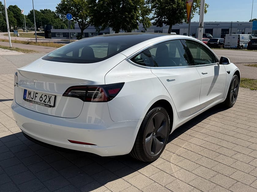 Bild 4 av Tesla Model 3 Standard Range Plus 258hk