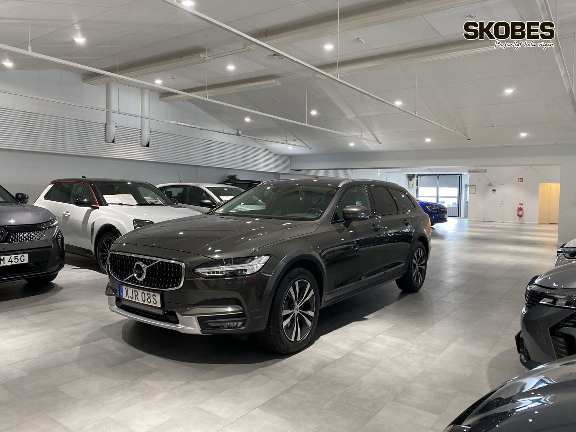 Volvo V90 Cross Country 2020, kuva 3/10