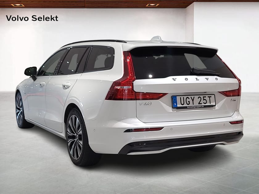 Bild 2 av Volvo V60 T6 Plus Dark Edition