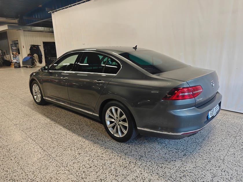 Bild 3 av Volkswagen Passat 2.0 TDI, 4Motion, DSG,190hk GT, P-Värm, Drag, V-hjul