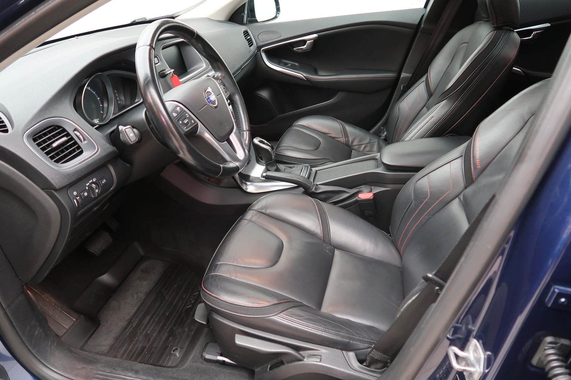Volvo V40 D4 Ocean Race Business E PRO 2015, bild 4/10