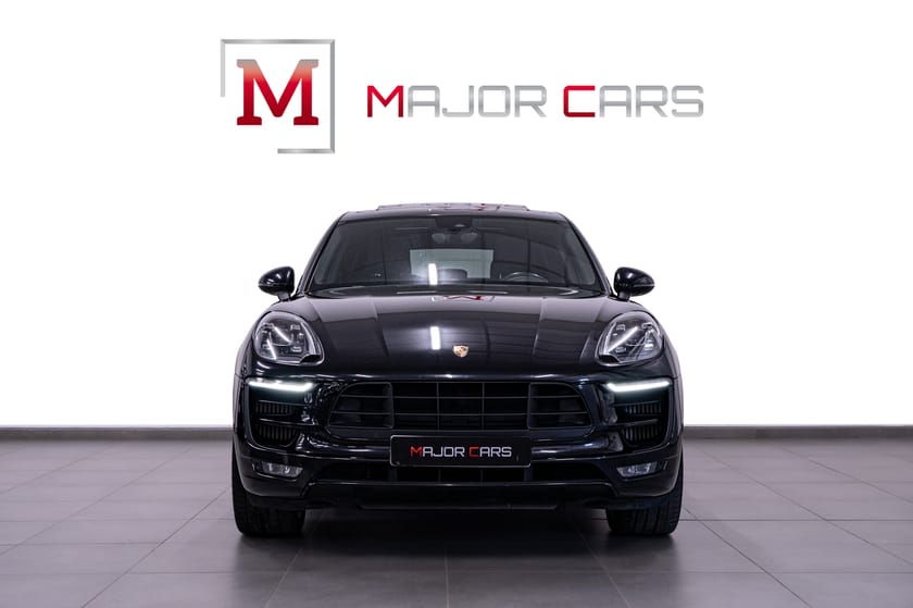Bild 2 av Porsche Macan GTS Sport Chrono Pano BOSE 21" PASM Sportavgas Drag