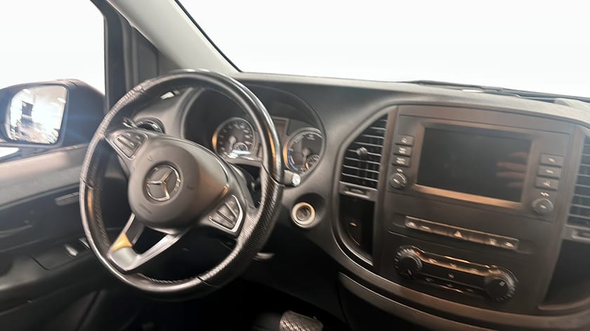 Bild 4 av Mercedes-Benz eVito Tourer 129 3.5t PRO EX. LÅNG