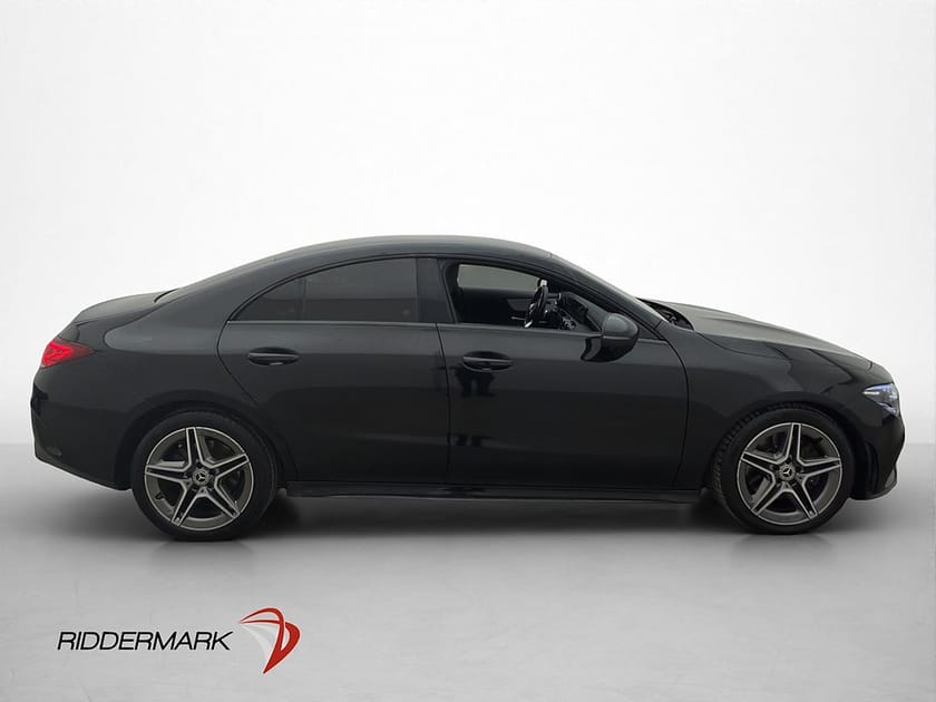 Bild 4 av Mercedes-Benz CLA 200 AMG Kamera Navi Halvskinn