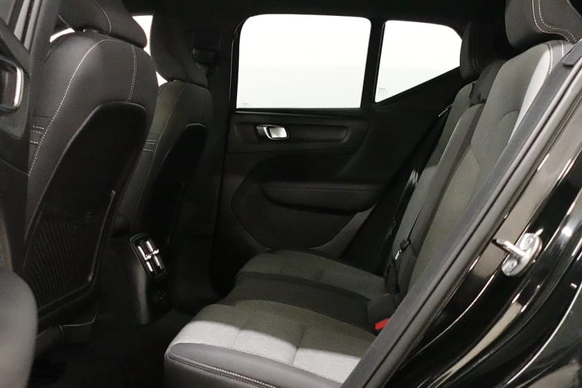 Bild 5 av Volvo XC40 Recharge T4 Inscription Expr Drag P-Värme Adap-F