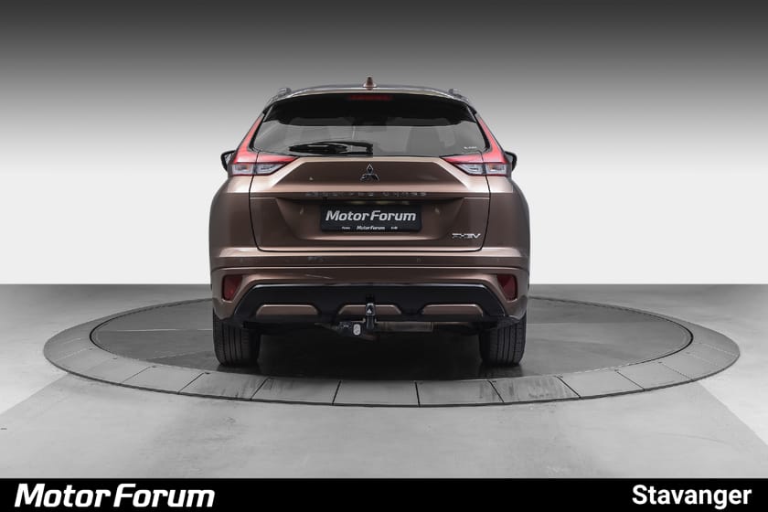 Bilde 2 av Mitsubishi Eclipse Cross PHEV INSTYLE+ / NORSK BIL / LAV KM / KROK