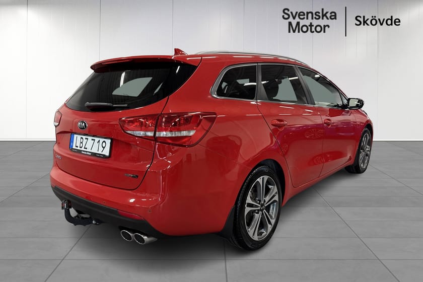 Bild 4 av Kia cee'd_sw cee'd SW GT-Line 2017 – Sportig kombi med dragkrok & motor- kupévärmare