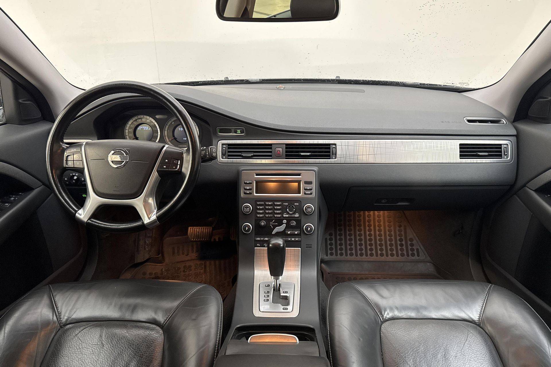Volvo XC70 D5 AWD 2010, photo 7/10