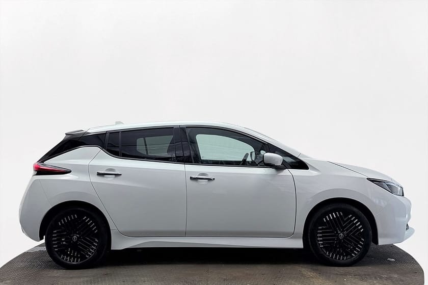 Bild 5 av Nissan Leaf 40 kWh N-Connecta Navi 360° Värmare Rattvärme 150hk