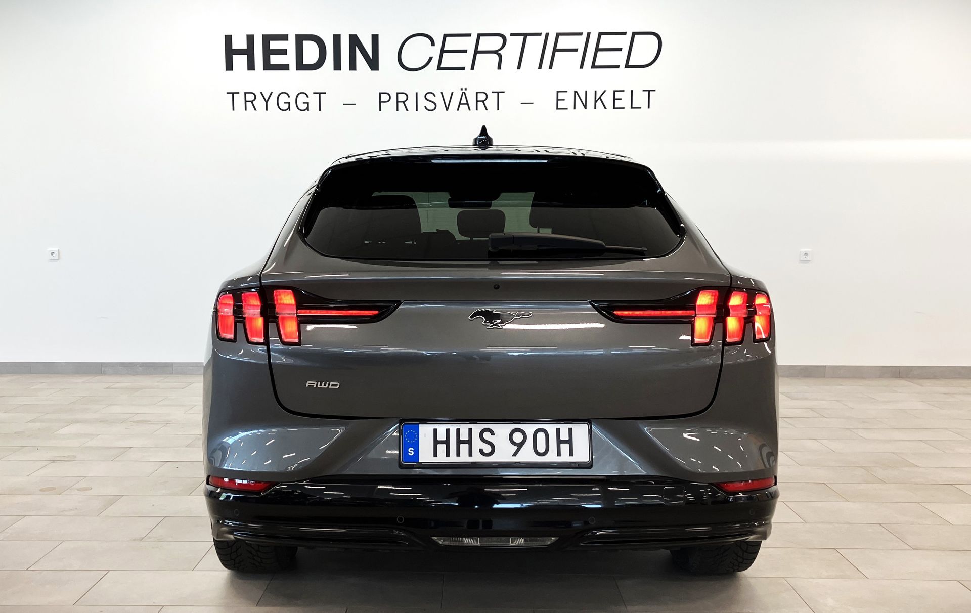 Ford Mustang Mach-E Standard Range AWD 2021, bild 6/28