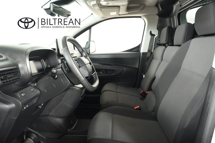 Bild 5 av Toyota ProAce City Long 1.5 MOMS Dragkrok 360-kamera D-Värm Navi