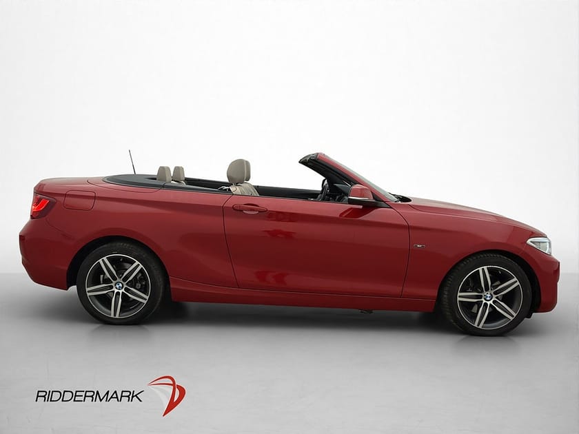 Bild 4 av BMW 220i Convertible 220 CAB 184hk Sport Line HiFi P-Sensorer