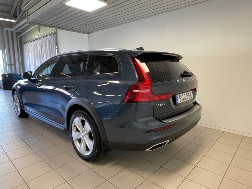 Bild 3 av Volvo V60 Cross Country D4 AWD SE II