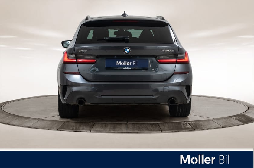 Bilde 4 av BMW 330e xDrive Touring