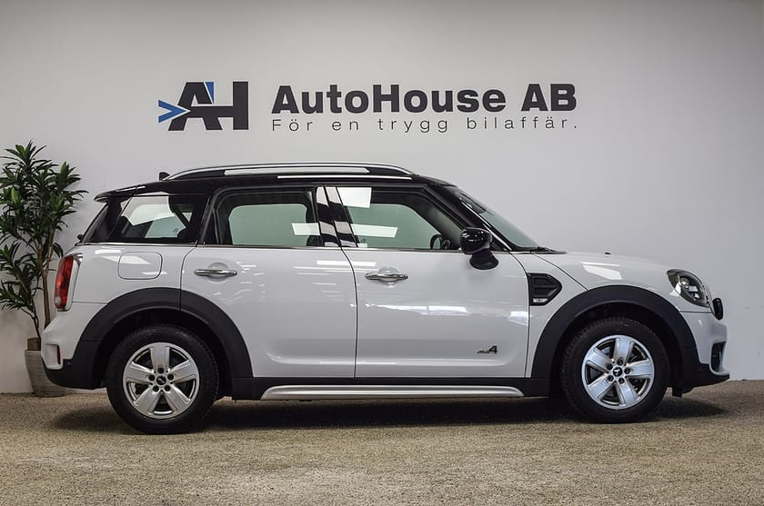 Bild 3 av MINI Countryman Cooper ALL4 Salt II Harman Kardon Drag Garanti