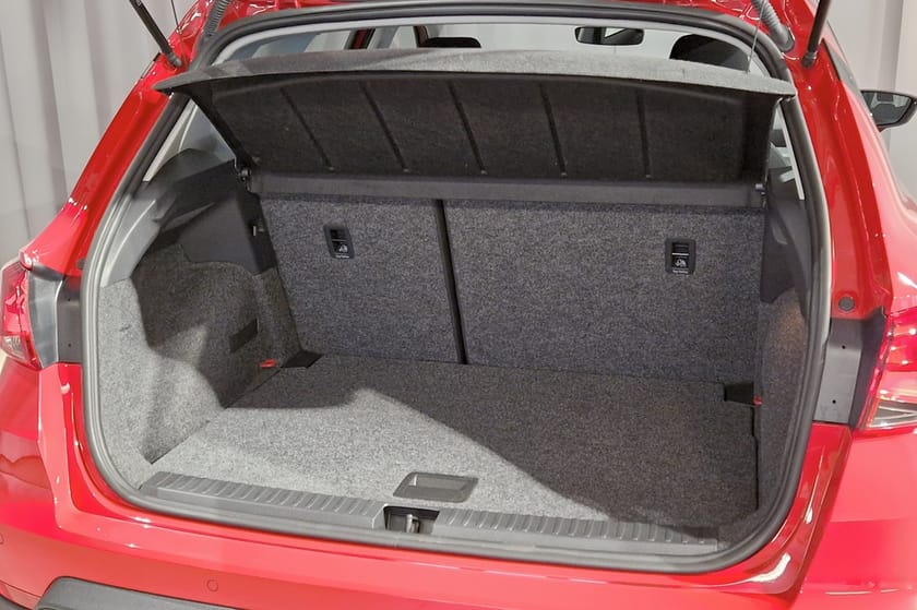 Bild 5 av SEAT Arona | Farthållare | Cockpit | Navi | Full link | 95 hk